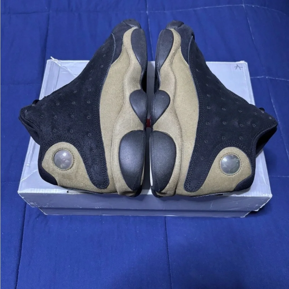 Air Jordan 13 Retro Olive Size 10.5